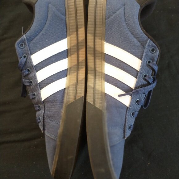 Adidas Daily blue size 13 shoes - Picture 3 of 6